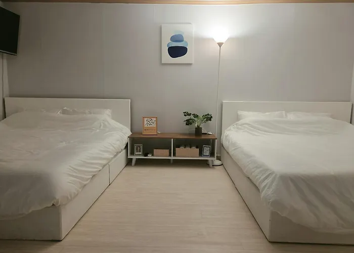 G Near Station Hotel Busan