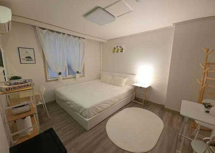 G Near Station Hotel Busan